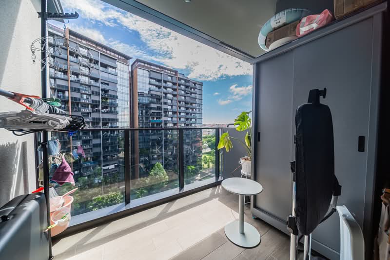 Parc Esta, 822 Sims Avenue, 2 Bedrooms, 603 sqft, Condominium For Sale, by Kin ,, 500161138 - Balcony - PropertyGuru.com.sg