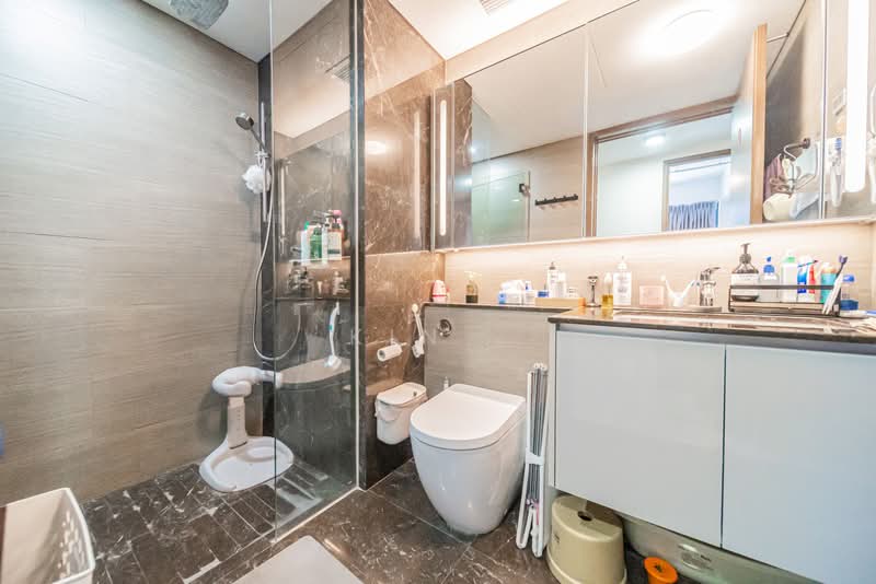 Parc Esta, 822 Sims Avenue, 2 Bedrooms, 603 sqft, Condominium For Sale, by Kin ,, 500161138 - Bathroom - PropertyGuru.com.sg