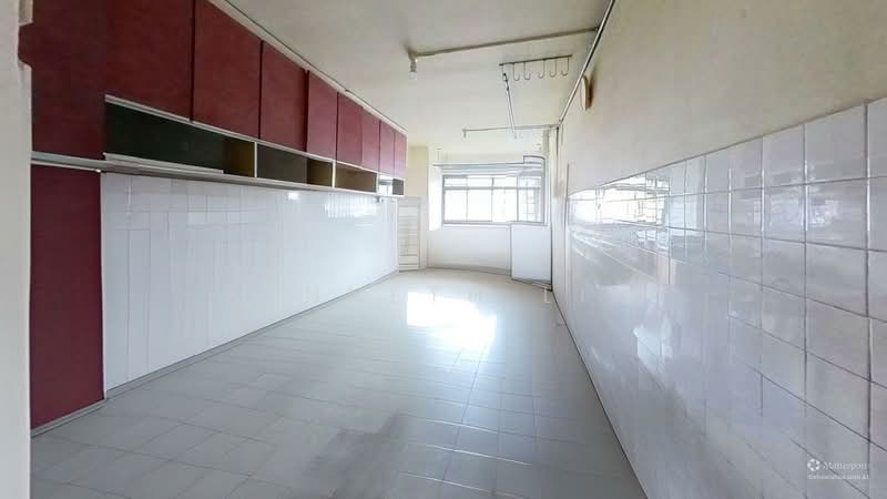 359 Clementi Avenue 2, 359 Clementi Avenue 2, 3 Bedrooms, 99 sqft, HDB Flat For Sale, by Kenneth Lim, 500161145 - Kitchen - PropertyGuru.com.sg