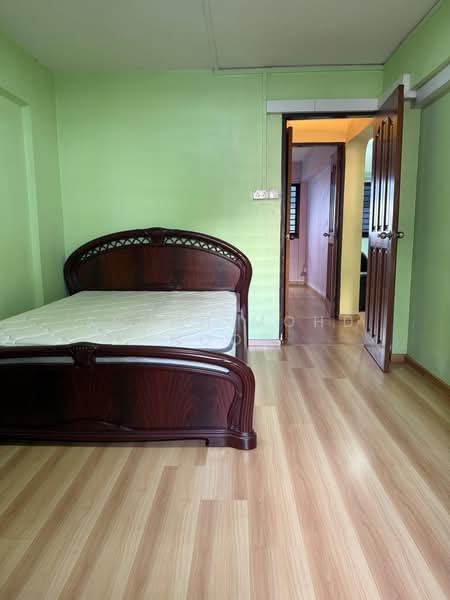 422 Tampines Street 41, 422 Tampines Street 41, 3 Bedrooms, 11,945 sqft, HDB Flat For Sale, by Asmah Mohd Noor, 500161151 - Bedroom - PropertyGuru.com.sg