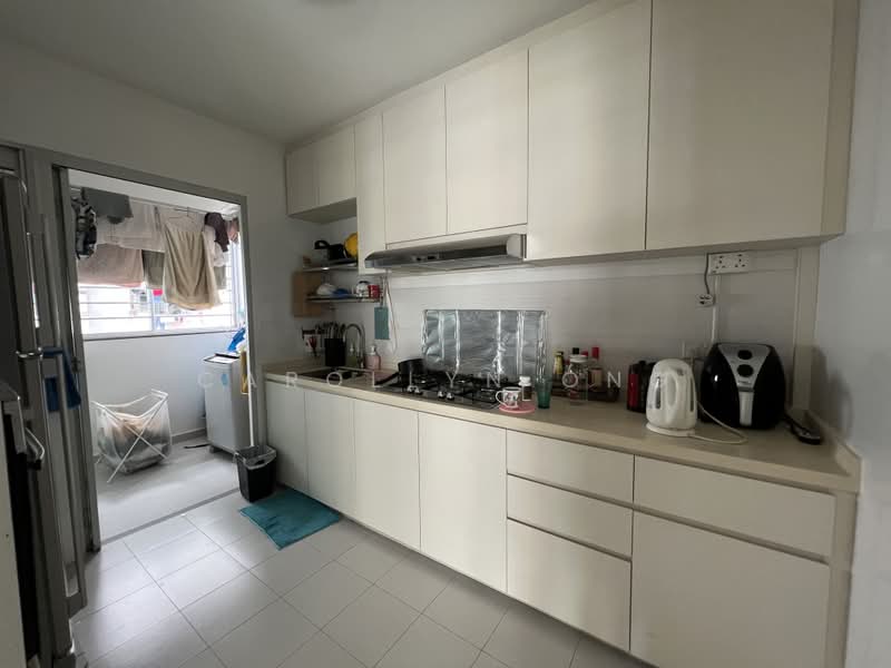 162A Rivervale Crescent, 162A Rivervale Crescent, 1 Bedroom, 500 sqft, HDB Flat For Rent, by Carollyn Ong, 500161165 - Kitchen - PropertyGuru.com.sg
