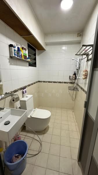 26C Jalan Membina, 26C Jalan Membina, Room Rental, 150 sqft, HDB Flat For Rent, by Ng Kang Seng, 500161174 - Bathroom - PropertyGuru.com.sg