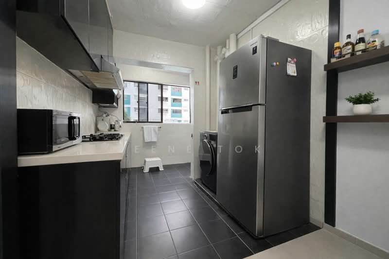 90 Bedok North Street 4, 90 Bedok North Street 4, 4 Bedrooms, 1,259 sqft, HDB Flat For Sale, by Reene Tok, 500161178 - Kitchen - PropertyGuru.com.sg