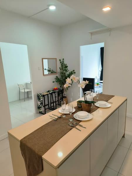 The Centris, 67 Jurong West Central 3, Room Rental, 120 sqft, Condominium For Rent, by Priscilla Lee, 500161180 - Kitchen - PropertyGuru.com.sg