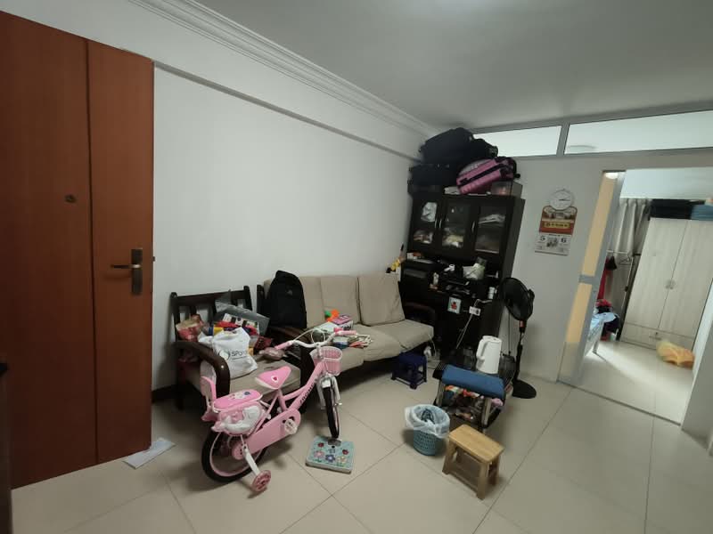 432B Yishun Avenue 1, 432B Yishun Avenue 1, 4 Bedrooms, 1,205 sqft, HDB Flat For Sale, by Alan Huy, 500161182 - Living Room - PropertyGuru.com.sg