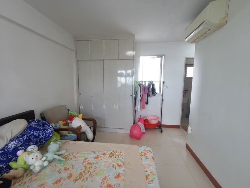 432B Yishun Avenue 1, 432B Yishun Avenue 1, 4 Bedrooms, 1,205 sqft, HDB Flat For Sale, by Alan Huy, 500161182 - Bedroom - PropertyGuru.com.sg