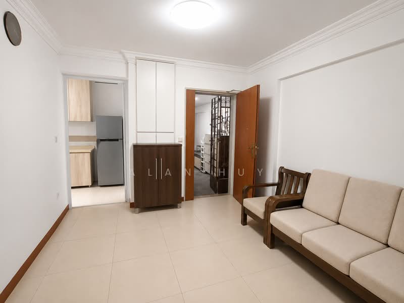 432B Yishun Avenue 1, 432B Yishun Avenue 1, 4 Bedrooms, 1,205 sqft, HDB Flat For Sale, by Alan Huy, 500161182 - Living Room - PropertyGuru.com.sg