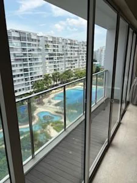 The Centris, 87 Jurong West Central 3, 4 Bedrooms, 1,593 sqft, Apartment For Rent, by Eugene Leong, 500161183 - Balcony - PropertyGuru.com.sg