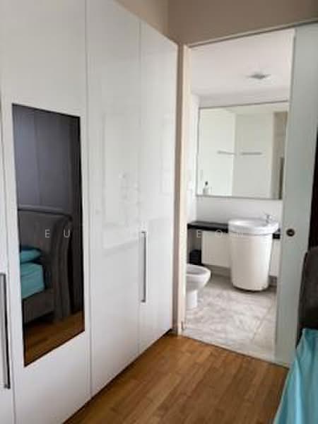 The Centris, 87 Jurong West Central 3, 4 Bedrooms, 1,593 sqft, Apartment For Rent, by Eugene Leong, 500161183 - Master bedroom - PropertyGuru.com.sg