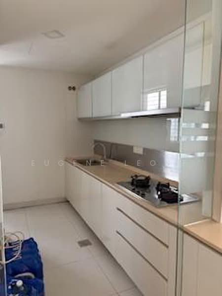 The Centris, 87 Jurong West Central 3, 4 Bedrooms, 1,593 sqft, Apartment For Rent, by Eugene Leong, 500161183 - Wet kitchen - PropertyGuru.com.sg
