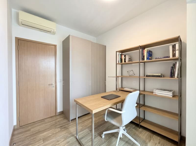 Lakeville, 7 jurong lake link, 3 Bedrooms, 1,141 sqft, Condominium For Sale, by Lewis Tong, 500161187 - Study - PropertyGuru.com.sg