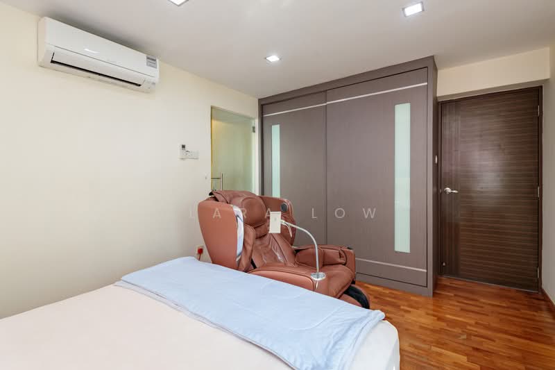 274A Jurong West Avenue 3, 274A Jurong West Avenue 3, 4 Bedrooms, 1,356 sqft, HDB Flat For Sale, by Clara Low, 500161189 - Master Bedroom - PropertyGuru.com.sg