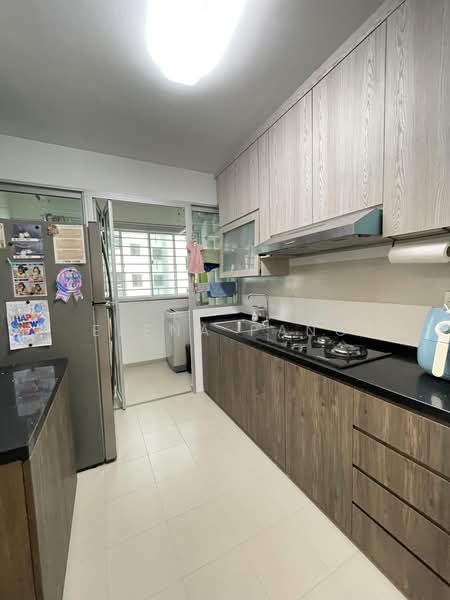 802C Keat Hong Close, 802C Keat Hong Close, 3 Bedrooms, 990 sqft, HDB Flat For Rent, by Elena Pang, 500161196 - Kitchen - PropertyGuru.com.sg