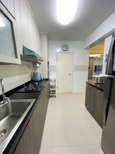 802C Keat Hong Close, 802C Keat Hong Close, 3 Bedrooms, 990 sqft, HDB Flat For Rent, by Elena Pang, 500161196 - Kitchen - PropertyGuru.com.sg