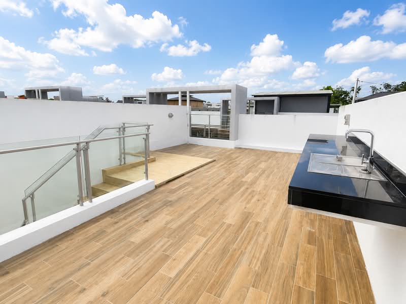 Cabana, 157 Sunrise Terrace, 4 Bedrooms, 2,917 sqft, Cluster House For Sale, by CY TAN, 500161205 - Roof - PropertyGuru.com.sg