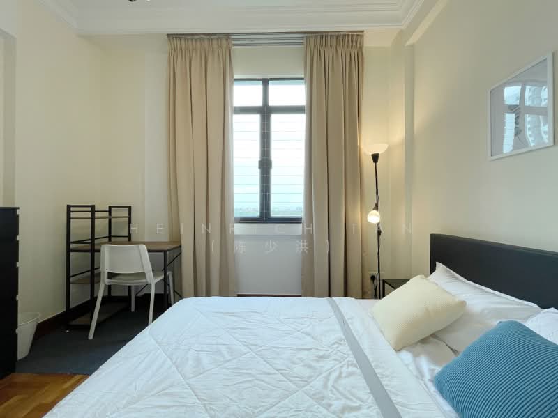 Parc Oasis, 53 Jurong East Avenue 1, Room Rental, 140 sqft, Condominium For Rent, by Heinrich Tan (陈少洪), 500161207 - Bedroom - PropertyGuru.com.sg