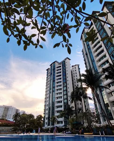 Palm Gardens, 2D Hong San Walk, 3 Bedrooms, 1,206 sqft, Condominium For Sale, by James Lee, 500161209 - Exterior - PropertyGuru.com.sg