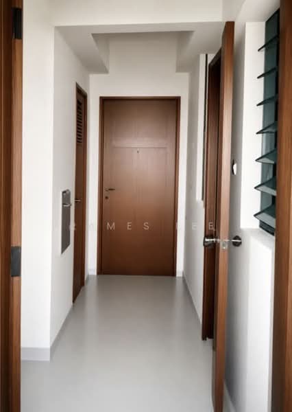 Palm Gardens, 2D Hong San Walk, 3 Bedrooms, 1,206 sqft, Condominium For Sale, by James Lee, 500161209 - Corridor - PropertyGuru.com.sg