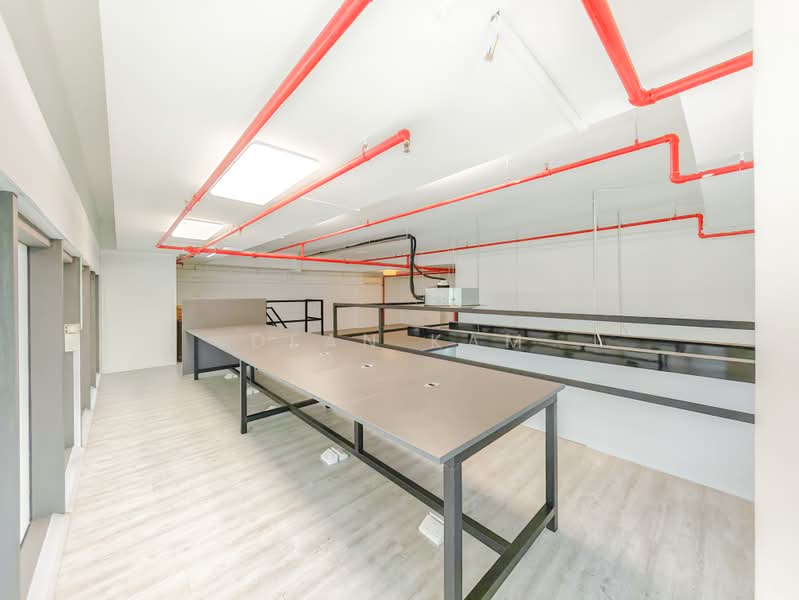 Central-Link, 8 Jalan Kilang Barat, 1,119 sqft, Light Industrial (B1) For Sale, by Dean Kam, 500161211 - Interior - CommercialGuru.com.sg