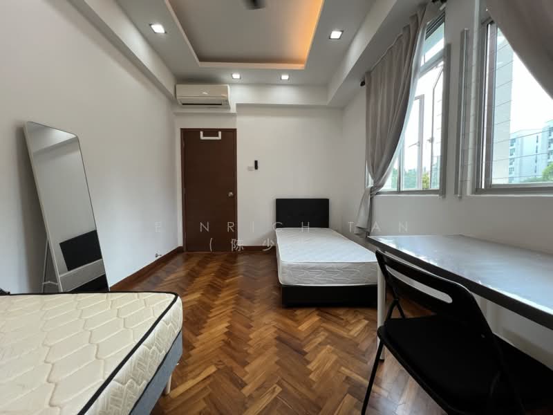 Avila Gardens, 9 Flora Road, Room Rental, 110 sqft, Condominium For Rent, by Heinrich Tan (陈少洪), 500161234 - Bedroom - PropertyGuru.com.sg