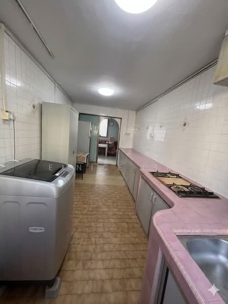 125 Bedok Reservoir Road, 125 Bedok Reservoir Road, 3 Bedrooms, 904 sqft, HDB Flat For Sale, by Eunice Lim, 500161242 - Kitchen - PropertyGuru.com.sg