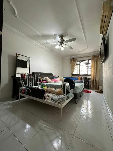 760 Woodlands Avenue 6, 760 Woodlands Avenue 6, 3 Bedrooms, 1,109 sqft, HDB Flat For Sale, by VINCENT YAU, 500161254 - Bedroom - PropertyGuru.com.sg