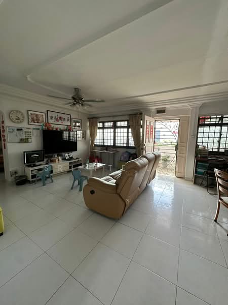 760 Woodlands Avenue 6, 760 Woodlands Avenue 6, 3 Bedrooms, 1,109 sqft, HDB Flat For Sale, by VINCENT YAU, 500161254 - Living Room - PropertyGuru.com.sg
