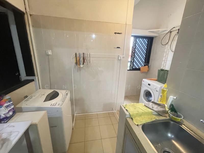 Big Bedroom @ Chinatown MRT, , Room Rental, 160 sqft, Apartment For Rent, by Cindy Fu 付小姐, 500161256 - Interior - PropertyGuru.com.sg