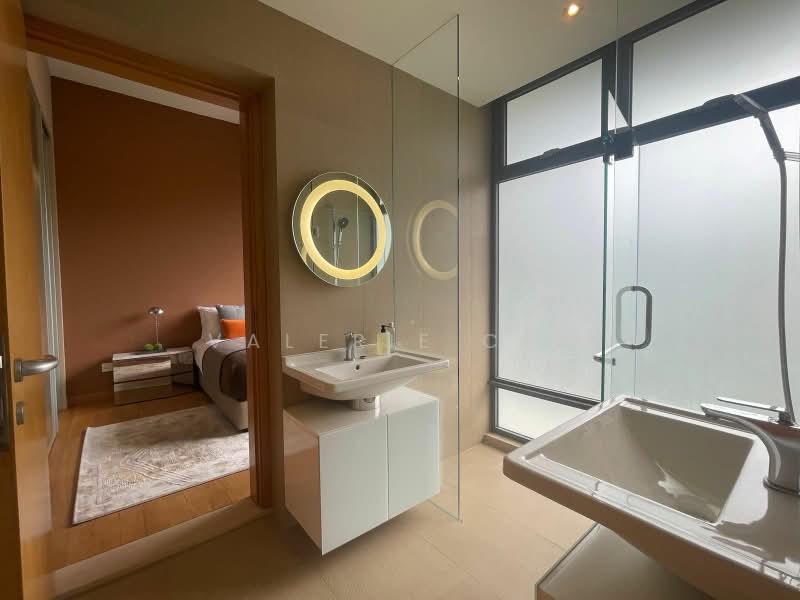The Lumos, 9 Leonie Hill, 4 Bedrooms, 2,432 sqft, Apartment For Sale, by Valerie Cai, 500161273 - Bathroom - PropertyGuru.com.sg