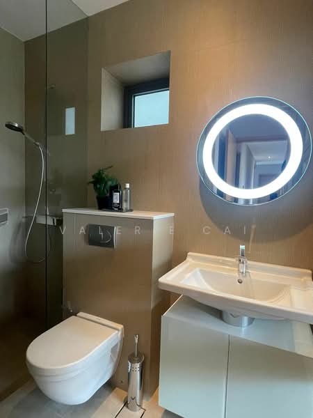 The Lumos, 9 Leonie Hill, 4 Bedrooms, 2,432 sqft, Apartment For Sale, by Valerie Cai, 500161273 - Bathroom - PropertyGuru.com.sg