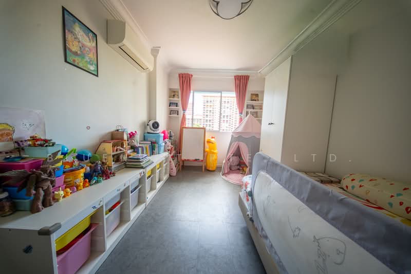 290 Bishan Street 24, 290 Bishan Street 24, 4 Bedrooms, 1,323 sqft, HDB Flat For Sale, by KENNETH CHUA, 500161275 - Bedroom - PropertyGuru.com.sg