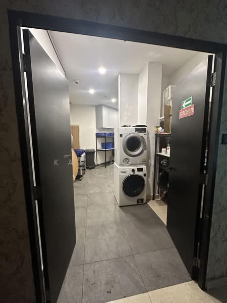 2 Allenby Road, , 4,000 sqft, Office For Rent, by Katherine Ong, 500161298 - Kitchen - CommercialGuru.com.sg