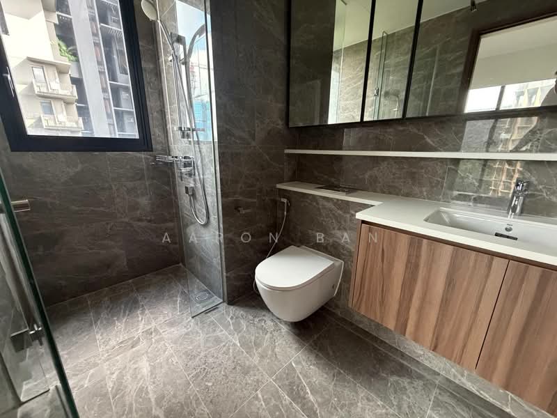 Lentor Modern, Lentor Central, 3 Bedrooms, 969 sqft, Condominium For Rent, by Aaron Ban, 500161299 - Bathroom - PropertyGuru.com.sg