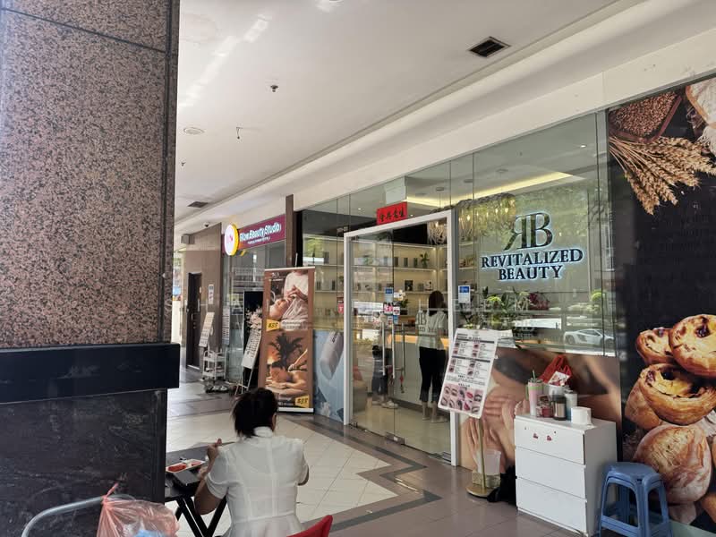 The Bencoolen, 180A Bencoolen Street, 947 sqft, Mall Shop For Sale, by Shaik Raheem, 500161310 - Exterior - CommercialGuru.com.sg