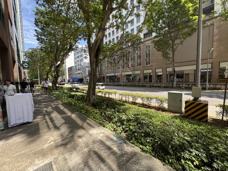 The Bencoolen, 180A Bencoolen Street, 947 sqft, Mall Shop For Sale, by Shaik Raheem, 500161310 - Exterior - CommercialGuru.com.sg