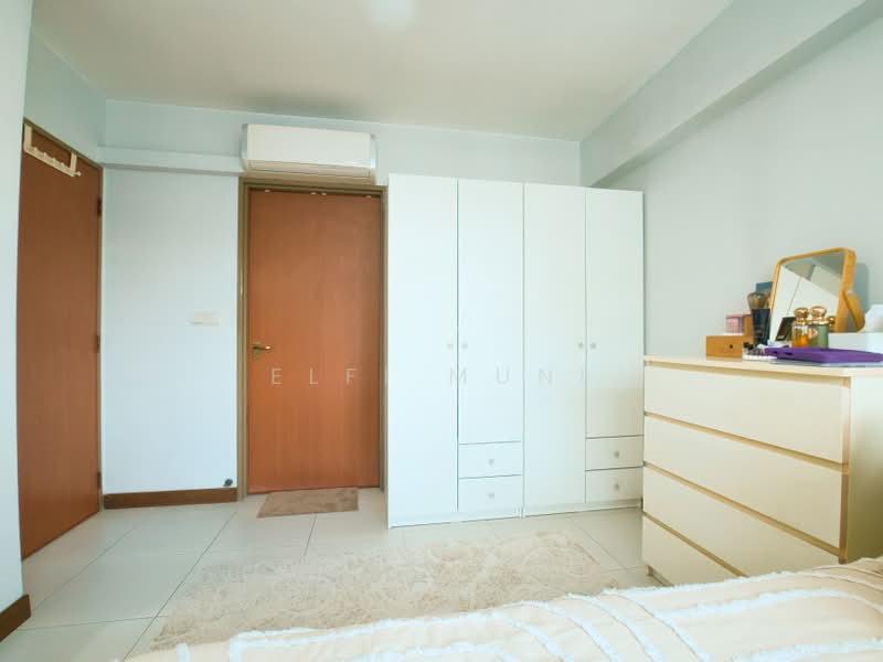 211A Punggol Walk, 211A Punggol Walk, 2 Bedrooms, 904 sqft, HDB Flat For Sale, by Elfi Muni, 500161314 - Bedroom - PropertyGuru.com.sg