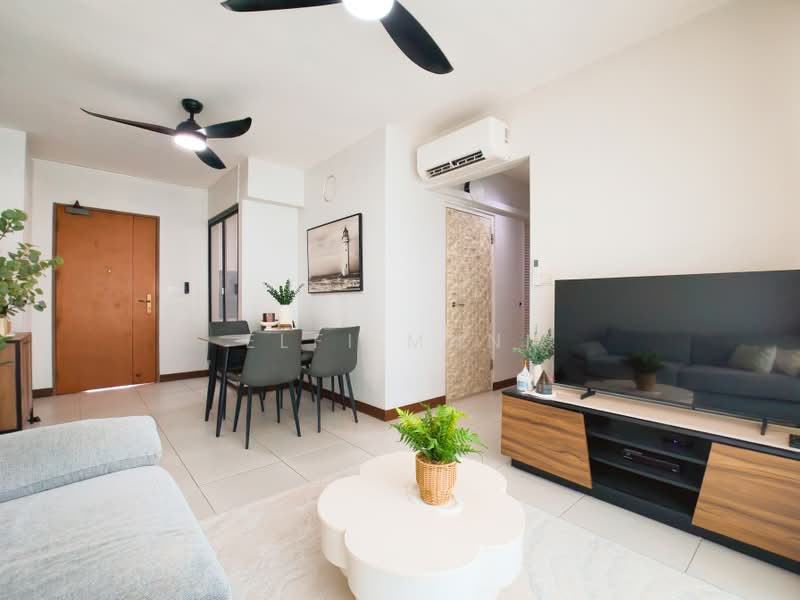 211A Punggol Walk, 211A Punggol Walk, 2 Bedrooms, 904 sqft, HDB Flat For Sale, by Elfi Muni, 500161314 - Living Room - PropertyGuru.com.sg