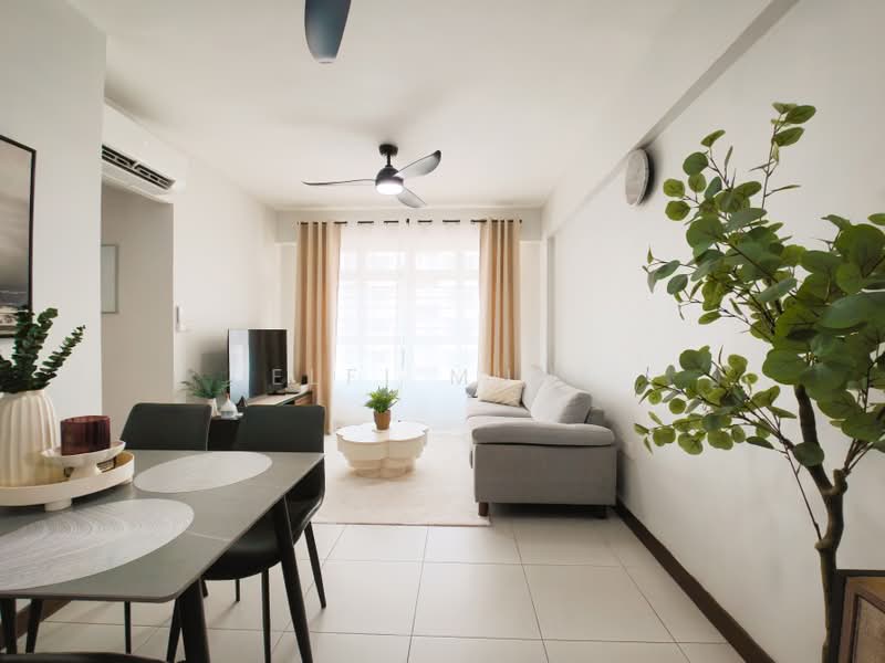 211A Punggol Walk, 211A Punggol Walk, 2 Bedrooms, 904 sqft, HDB Flat For Sale, by Elfi Muni, 500161314 - Living Room - PropertyGuru.com.sg