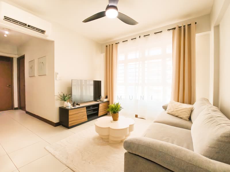 211A Punggol Walk, 211A Punggol Walk, 2 Bedrooms, 721 sqft, HDB Flat For Sale, by Elfi Muni, 500161314 - Living Room - PropertyGuru.com.sg