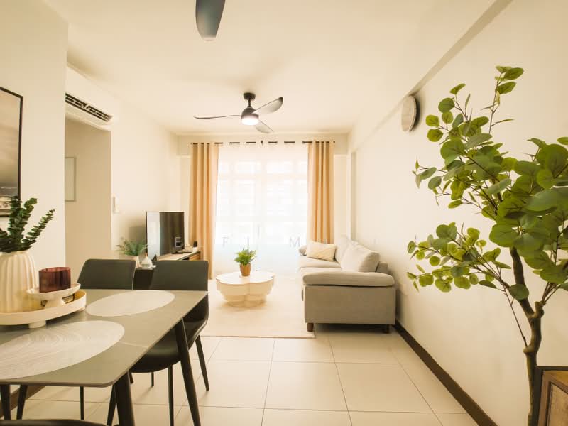 211A Punggol Walk, 211A Punggol Walk, 2 Bedrooms, 721 sqft, HDB Flat For Sale, by Elfi Muni, 500161314 - Living Room - PropertyGuru.com.sg