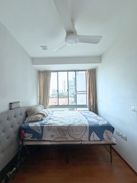 Centrina, 11 Everitt Road North, 2 Bedrooms, 700 sqft, Apartment For Sale, by Fiona Ong, 500161316 - Bedroom - PropertyGuru.com.sg