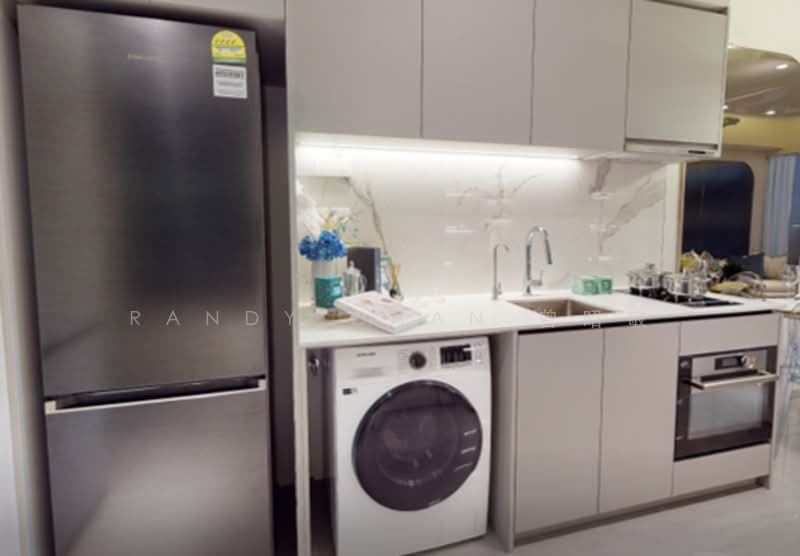 Grand Dunman, 10 Dunman Road, 2 Bedrooms, 721 sqft, Condominium For Sale, by Randy Chan 曾昭敏, 500161321 - Kitchen - PropertyGuru.com.sg