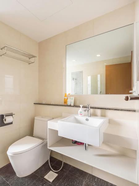 D'Marine, 521 Joo Chiat Road, 3 Bedrooms, 1,163 sqft, Condominium For Sale, by Razak ., 500161323 - Bathroom - PropertyGuru.com.sg