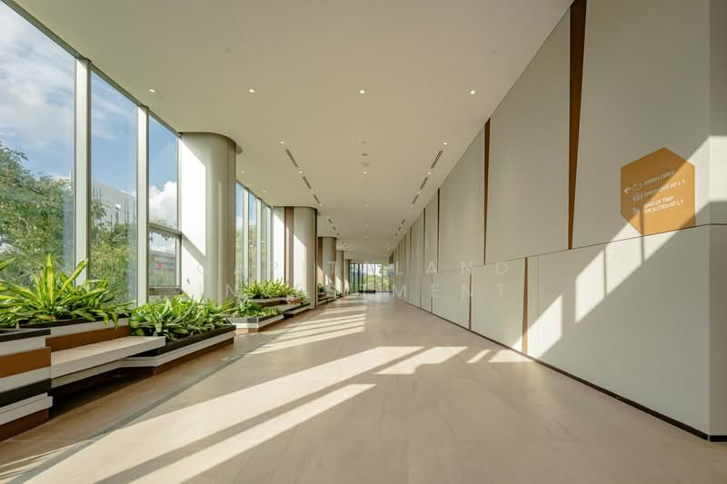 Canteen at 27 IBP, 27 International Business Park, 5,995 sqft, Business / Science Park For Rent, by CapitaLand Limited, 500161327 - Lobby - CommercialGuru.com.sg