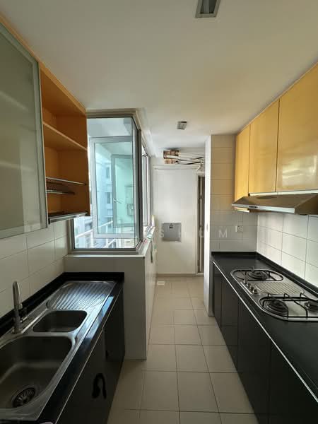 Kovan Melody, 37 Kovan Road, 3 Bedrooms, 1,216 sqft, Condominium For Sale, by Sam Shum, 500161337 - Kitchen - PropertyGuru.com.sg