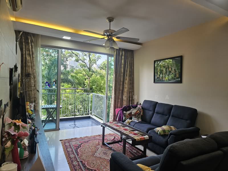 Park Green, 2 Rivervale Link, 3 Bedrooms, 1,346 sqft, Executive Condominium For Sale, by Raja Sekhara, 500161342 - Living Room - PropertyGuru.com.sg