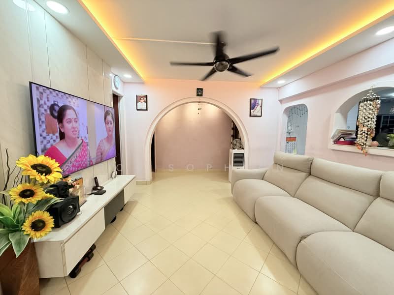 307 Serangoon Avenue 2, 307 Serangoon Avenue 2, 3 Bedrooms, 1,022 sqft, HDB Flat For Sale, by Bob Sophian, 500161343 - Living Room - PropertyGuru.com.sg
