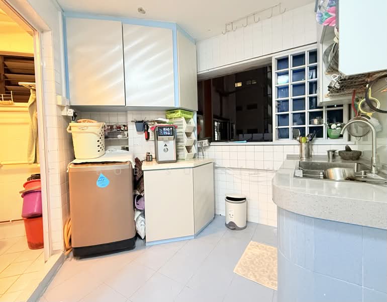307 Serangoon Avenue 2, 307 Serangoon Avenue 2, 3 Bedrooms, 1,022 sqft, HDB Flat For Sale, by Bob Sophian, 500161343 - Kitchen - PropertyGuru.com.sg