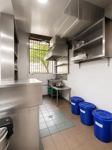 Coffeeshop Stall for Rent in Tampines | HIGH FOOTFALL, , 100 sqft, Food & Beverage For Rent, by Matthew Chow, 500161365 - Kitchen - CommercialGuru.com.sg