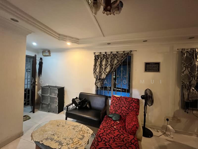 672B Klang Lane, 672B Klang Lane, Room Rental, 130 sqft, HDB Flat For Rent, by Joyce Chang Mui Lian, 500161366 - Living Room - PropertyGuru.com.sg